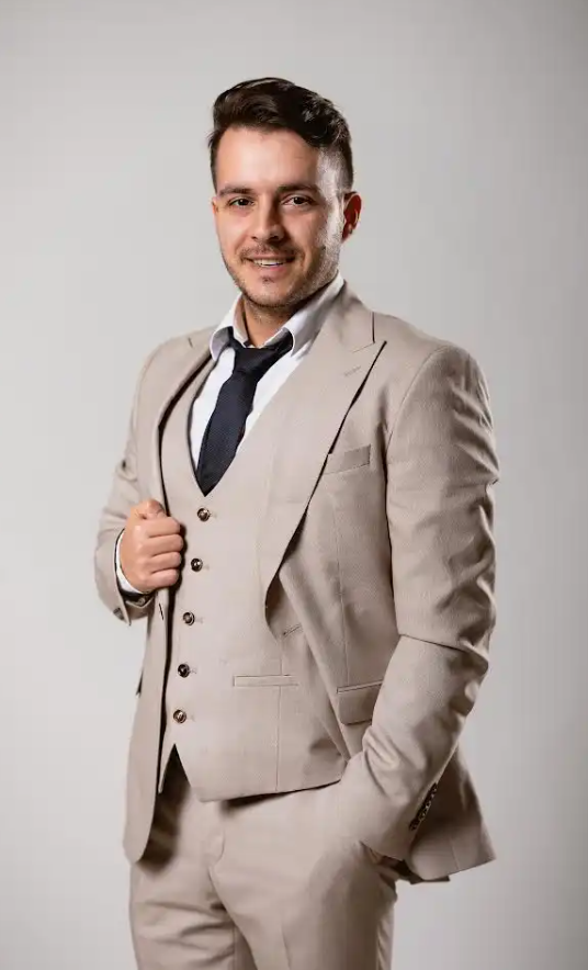 Nikola Glintić — poreski savetnik i finansijski konsultant